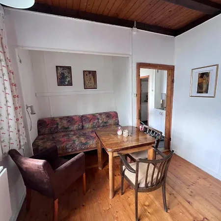 Exklusiver Seetraum Am Attersee Direkt Am Litzlberg