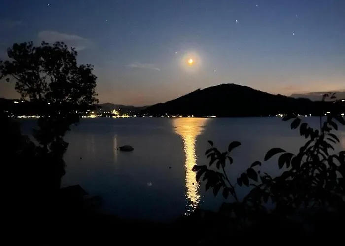 Tatil Evi Exklusiver Seetraum Am Attersee Direkt Am *