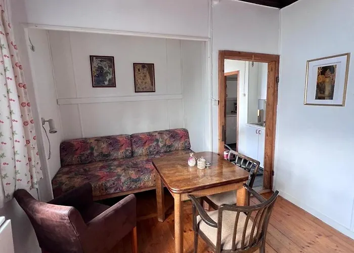 Exklusiver Seetraum Am Attersee Direkt Am Litzlberg