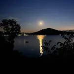 Holiday home Exklusiver Seetraum Am Attersee Direkt Am *